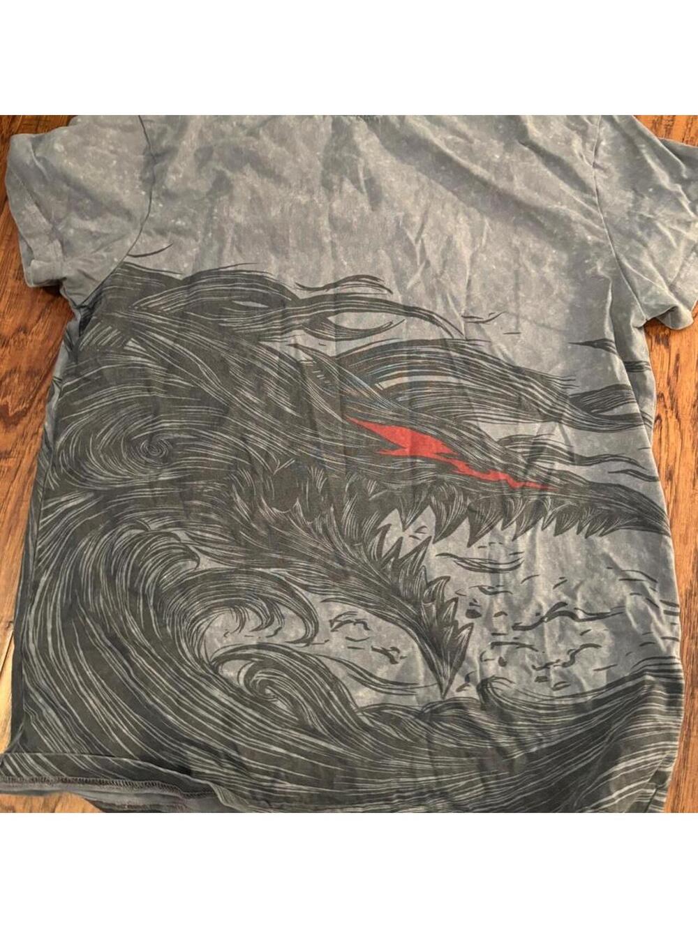 Unbranded Men's Grey and Black Tshirt